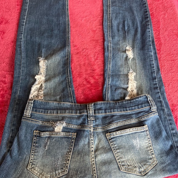 FOREVER TWENTY ONE MEN DISTRESSED CUTOUT DENIM - Picture 4 of 4